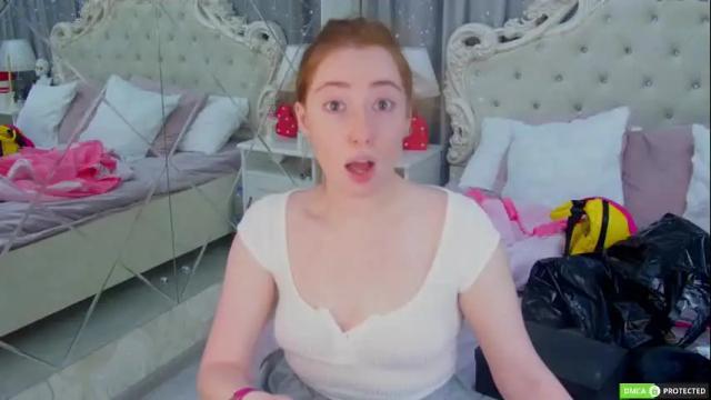 Image 3 of tinabrook Stream on Chaturbate on 29 days ago