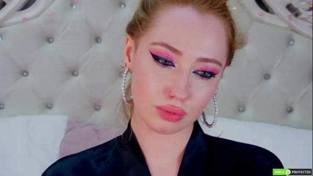 Image 10 of tinabrook Stream on Chaturbate on 25 days ago