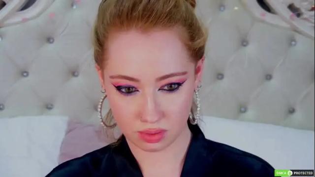Image 11 of tinabrook Stream on Chaturbate on 25 days ago