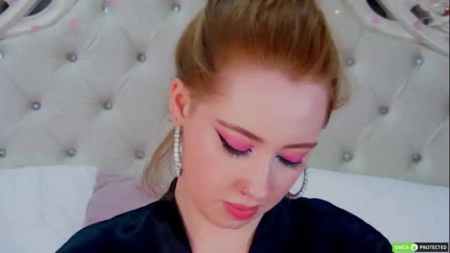 Image 12 of tinabrook Stream on Chaturbate on 25 days ago