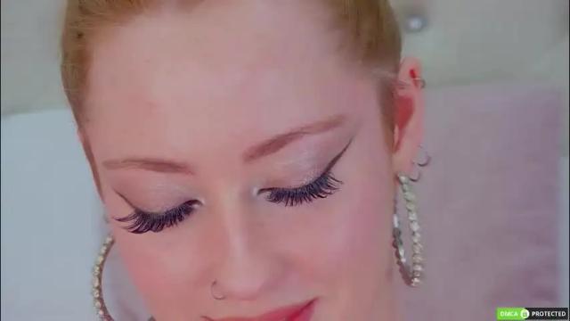 Image 3 of tinabrook Stream on Chaturbate on 10 days ago