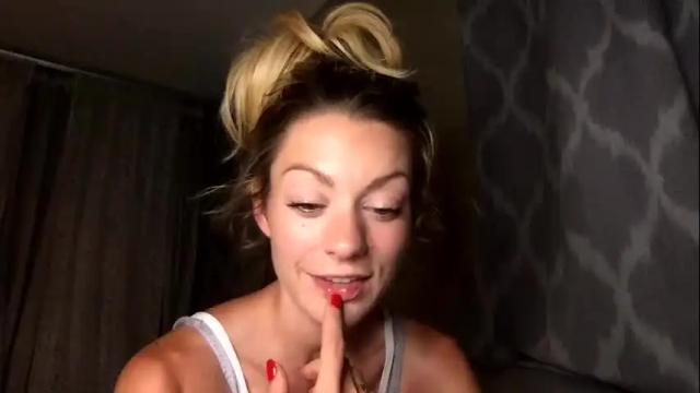 Image 6 of tinacolby Stream on Chaturbate on 20 months ago