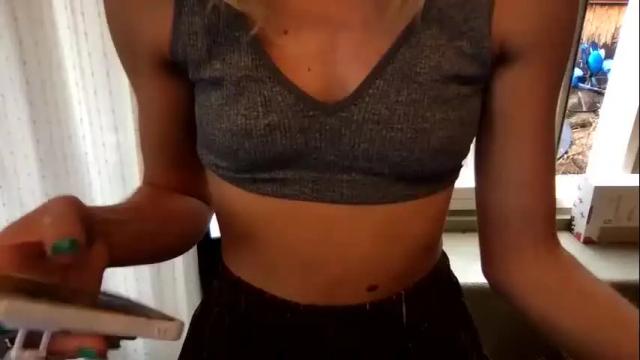 Image 7 of tinacolby Stream on Chaturbate on 19 months ago
