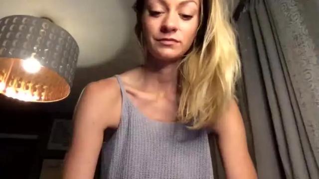 Image 6 of tinacolby Stream on Chaturbate on 17 months ago