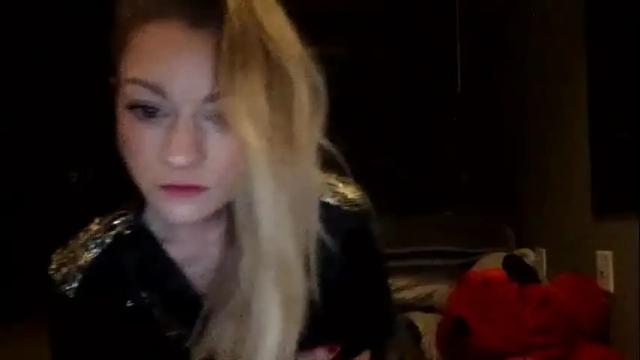 Image 2 of tinacolby Stream on Chaturbate on 17 months ago