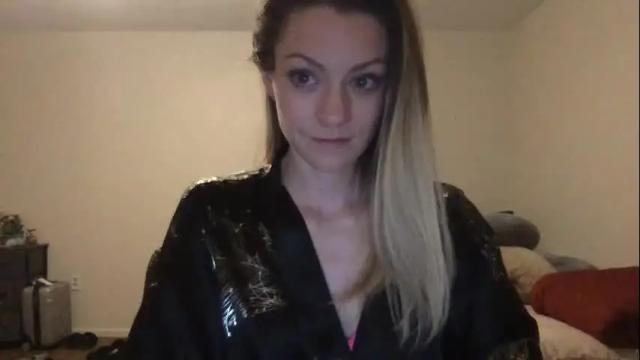 Image 7 of tinacolby Stream on Chaturbate on 15 months ago