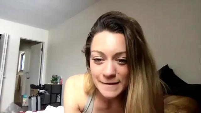 Image 10 of tinacolby Stream on Chaturbate on 15 months ago