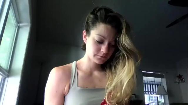Image 3 of tinacolby Stream on Chaturbate on 14 months ago