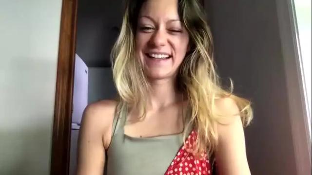 Image 7 of tinacolby Stream on Chaturbate on 14 months ago