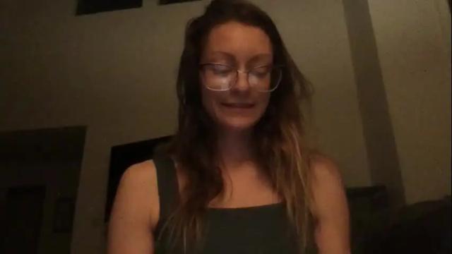 Image 8 of tinacolby Stream on Chaturbate on 1 month ago