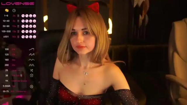 Thumbnail 2, tinadeluxxe's Stream at Chaturbate, 18 months ago