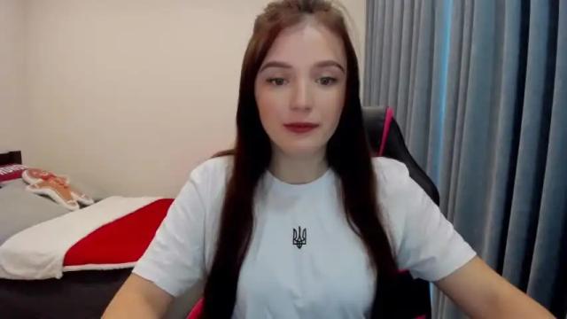 Image 3 of tinaferrell Stream on Chaturbate on 16 months ago