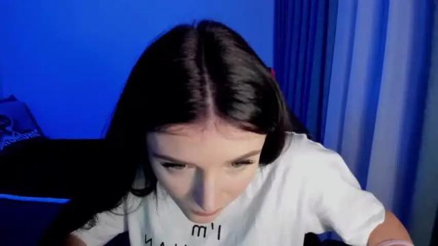 Image 11 of tinaferrell Stream on Chaturbate on 16 months ago