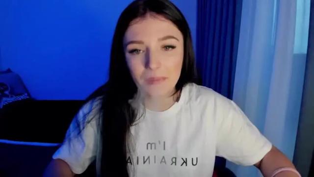 Image 2 of tinaferrell Stream on Chaturbate on 16 months ago