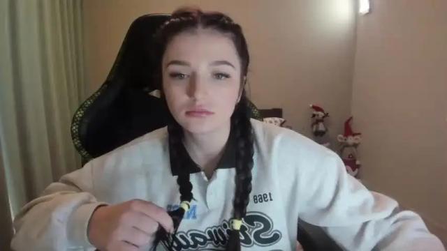 Image 7 of tinaferrell Stream on Chaturbate on 16 months ago