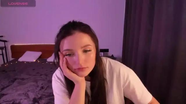 Image 7 of tinaferrell Stream on Chaturbate on 15 months ago
