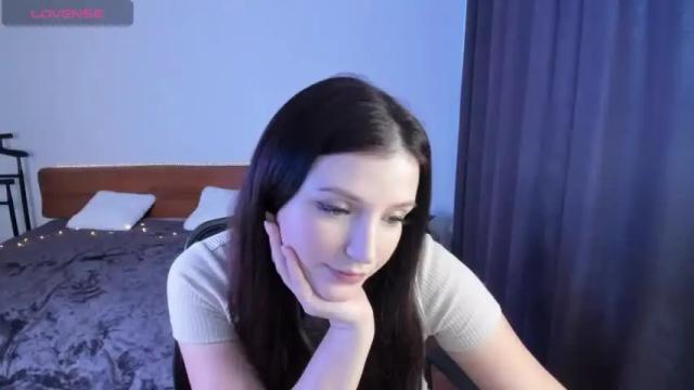 Image 4 of tinaferrell Stream on Chaturbate on 15 months ago