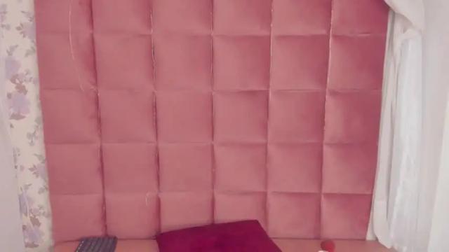 Image 3 of tinajones20 Stream on Chaturbate on 15 months ago