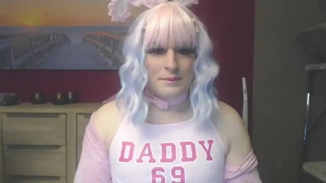 Image 3 of tinanoxx Stream on Chaturbate on 23 months ago