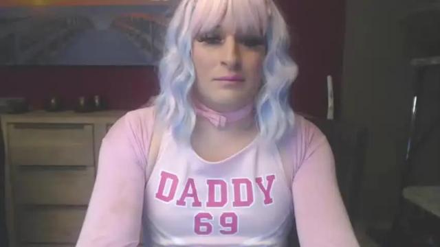 Image 8 of tinanoxx Stream on Chaturbate on 23 months ago