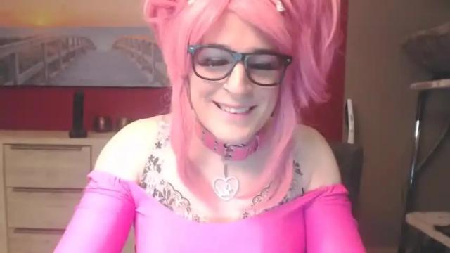 Image 10 of tinanoxx Stream on Chaturbate on 23 months ago