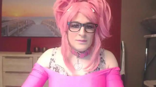 Image 4 of tinanoxx Stream on Chaturbate on 23 months ago