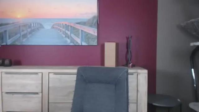 Thumbnail 1, tinanoxx's Stream at Chaturbate, 22 months ago