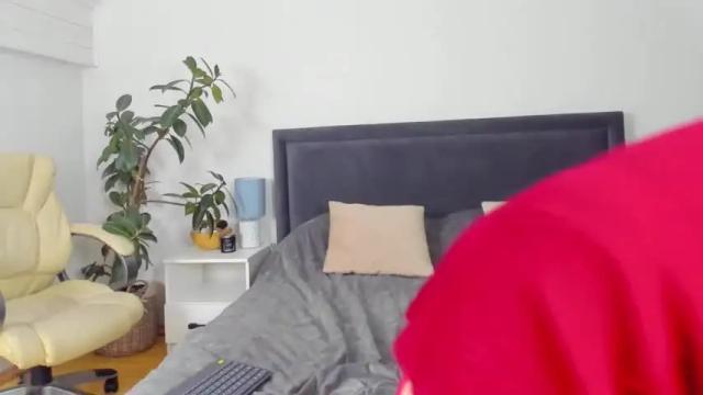 Image 2 of tinaroxx Stream on Chaturbate on 12 months ago