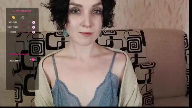 Image 7 of tinawincee Stream on Chaturbate on 27 days ago