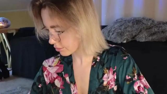 Thumbnail 1, tinayummy's Stream at Chaturbate, 14 months ago