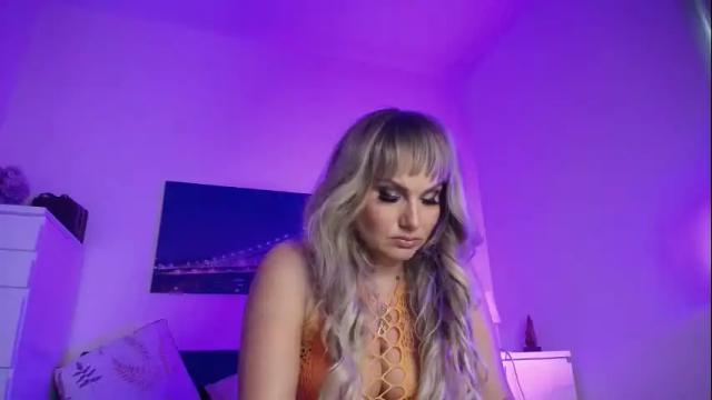Image 10 of tinkerbell822 Stream on Chaturbate on 26 days ago