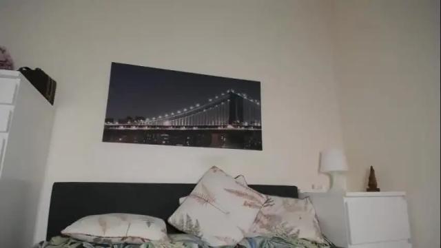 Image 12 of tinkerbell822 Stream on Chaturbate on 25 days ago