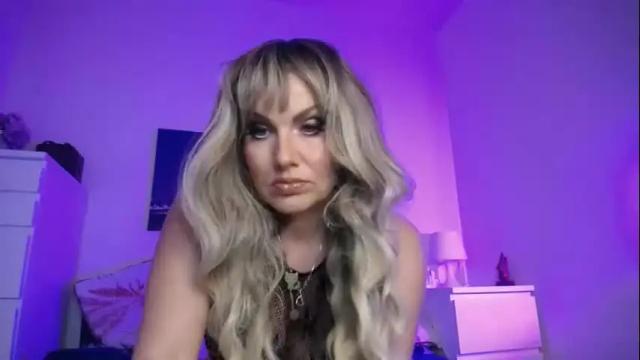 Image 10 of tinkerbell822 Stream on Chaturbate on 20 days ago