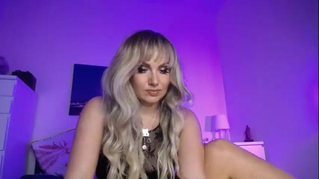 Image 7 of tinkerbell822 Stream on Chaturbate on 20 days ago