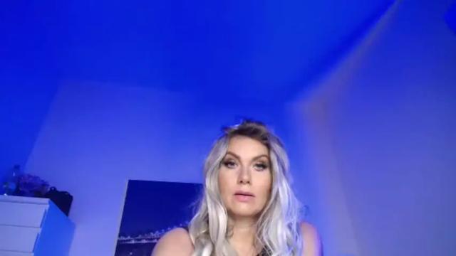 Image 8 of tinkerbell822 Stream on Chaturbate on 3 months ago