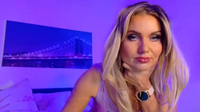 Image 11 of tinkerbell822 Stream on Chaturbate on 2 months ago