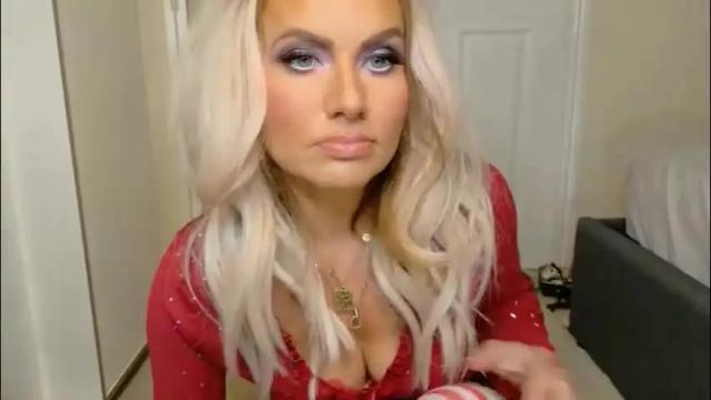 Image 7 of tinkerbell822 Stream on Chaturbate on 25 days ago