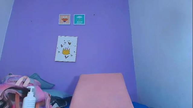 Image 11 of tinkerbell_1 Stream on Chaturbate on 26 days ago