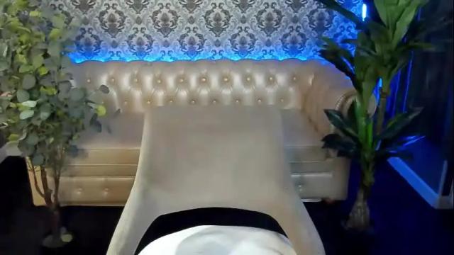 Image 7 of tinkerrbelll Stream on Chaturbate on 1 month ago