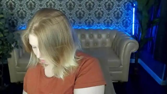 Image 12 of tinkerrbelll Stream on Chaturbate on 1 month ago