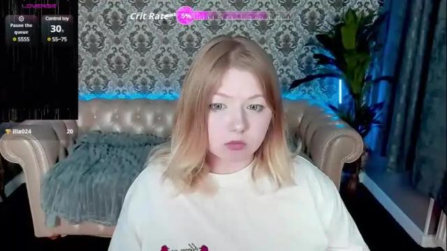 Image 3 of tinkerrbelll Stream on Chaturbate on 9 days ago