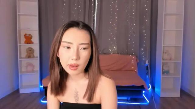 Image 2 of tinki_winkii Stream on Chaturbate on 23 days ago