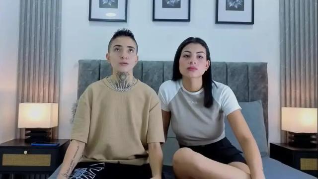 Image 2 of tinny_and_candy Stream on Chaturbate on 23 days ago