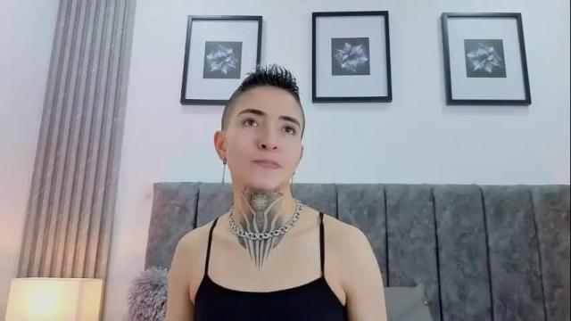 Image 7 of tinny_and_candy Stream on Chaturbate on 23 days ago