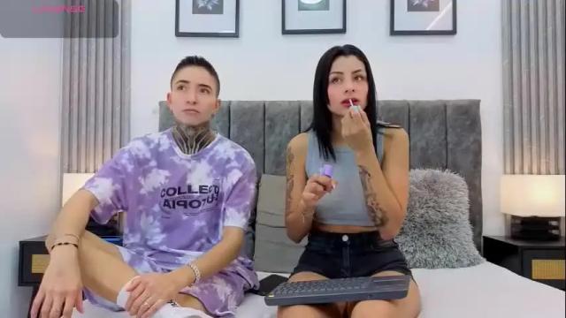 Image 12 of tinny_and_candy Stream on Chaturbate on 11 days ago