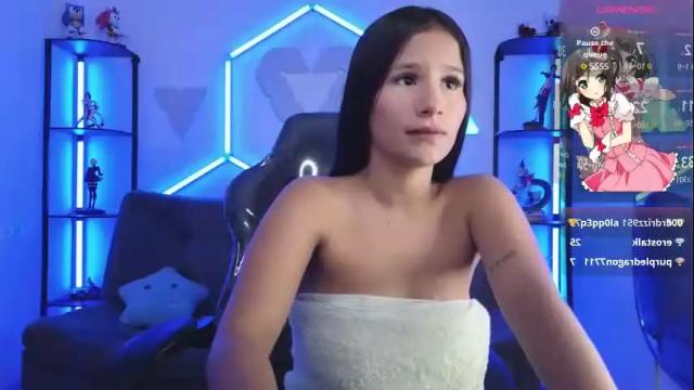 Image 4 of tiny_vixen_ Stream on Chaturbate on 2 months ago