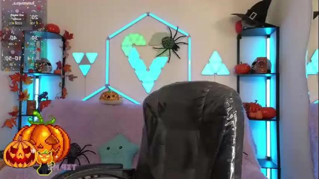 Image 10 of tiny_vixen_ Stream on Chaturbate on 3 days ago