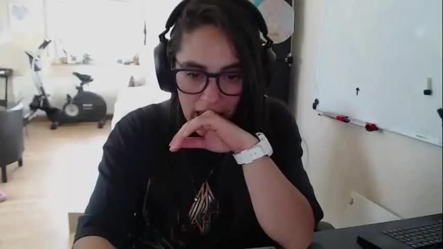 Image 10 of tiny_williams Stream on Chaturbate on 13 days ago