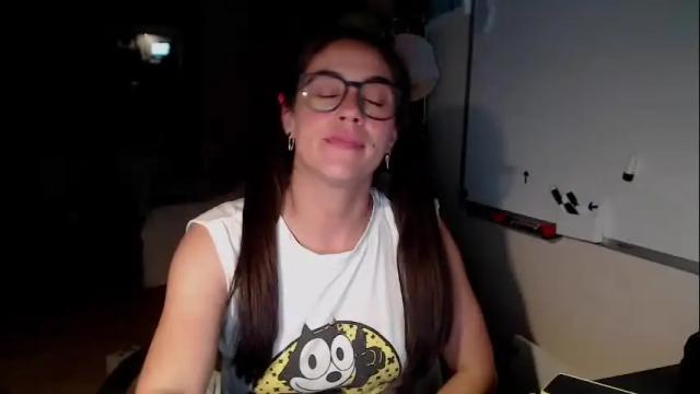 Image 7 of tiny_williams Stream on Chaturbate on 12 days ago