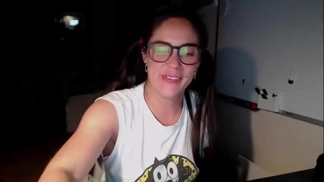 Image 8 of tiny_williams Stream on Chaturbate on 12 days ago
